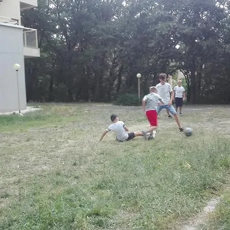 1 In Nikea Park Apartmán *