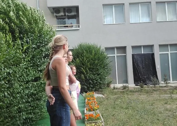 Apartament 1 In Nikea Park *